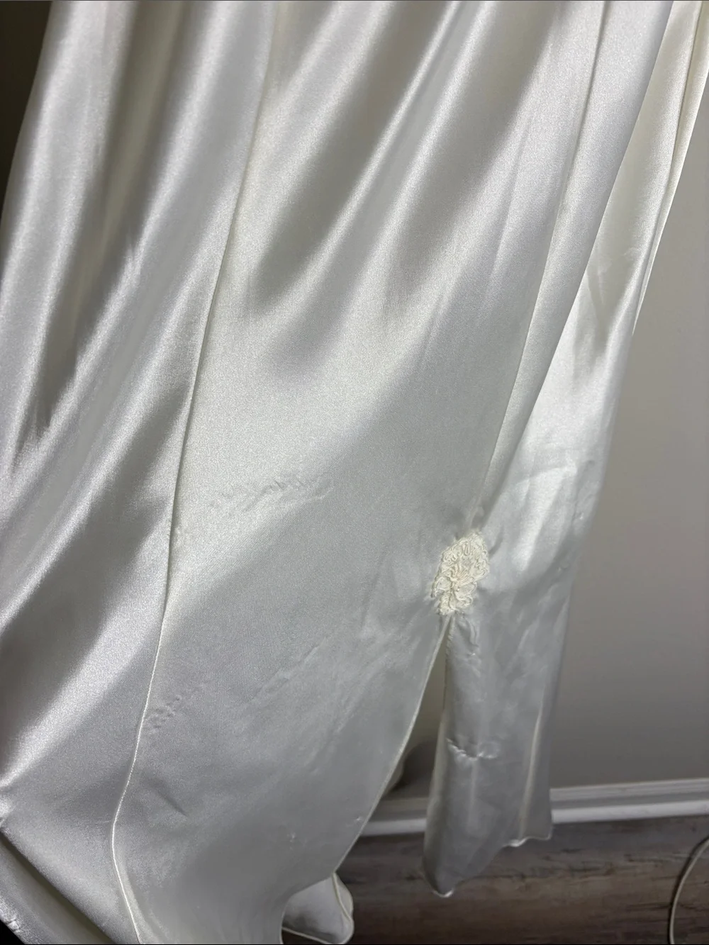 Vintage Victoria's Secret Cream Satin Robe and Lace Chemise Set